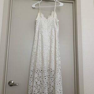 ASTR the Label - White Lace Midi Dress